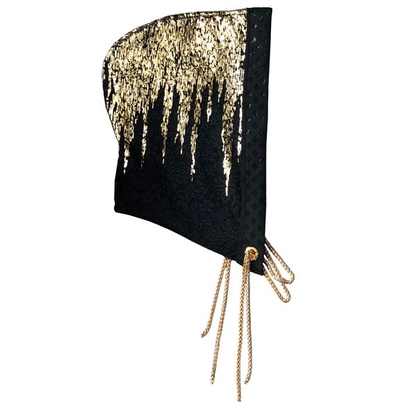 Accessories - Black & Gold Reversible Festival Hood 🖤✨
